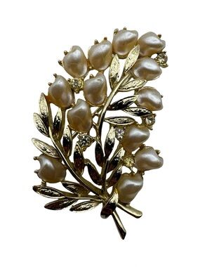 Vintage Coro Gold Tone Faux Baroque Pearl Berry Cluster‎ Branch Brooch Pin